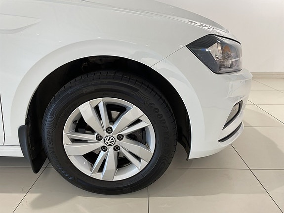 Volkswagen Polo 4 of 18