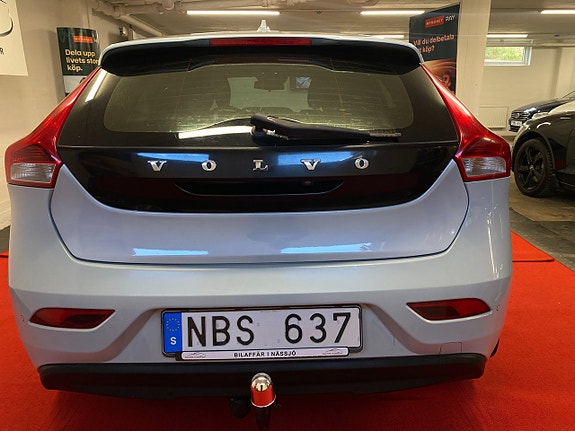Volvo V40 5 of 5