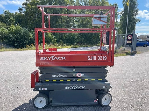 SkyJack 3219 Saxlift 4 of 20