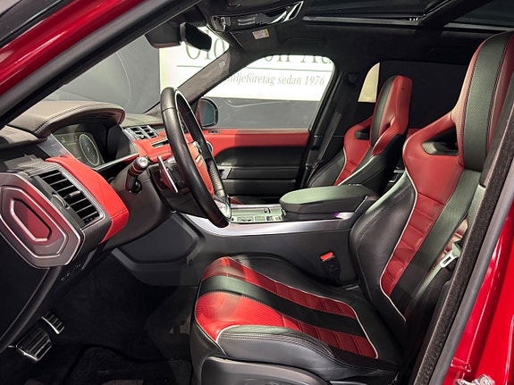 Land Rover Range Rover Sport 4 of 21