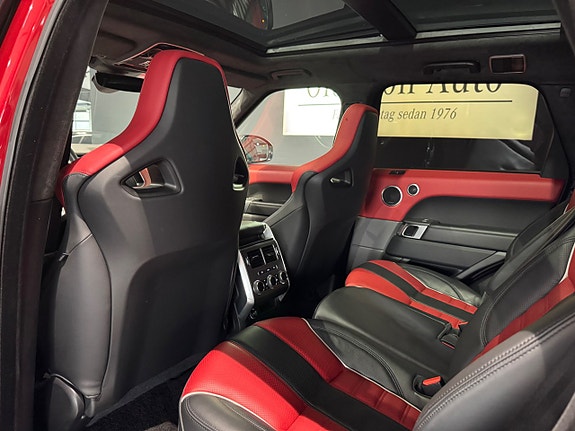 Land Rover Range Rover Sport 8 of 21