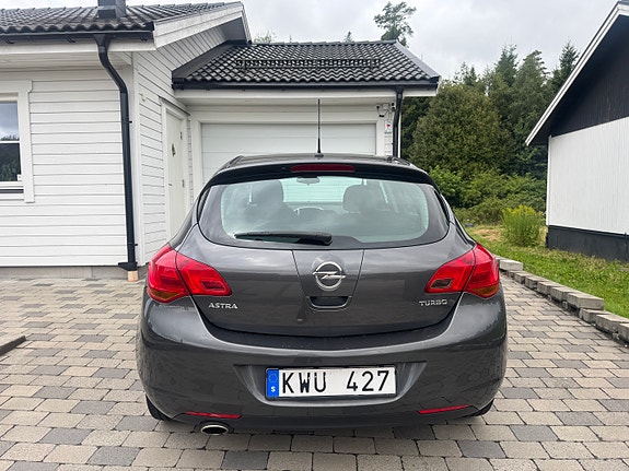 Opel Astra 3 of 5