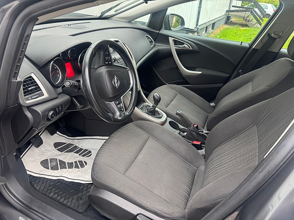 Opel Astra 5 of 5