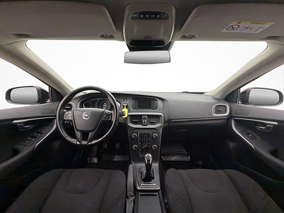 Volvo V40 10 of 27