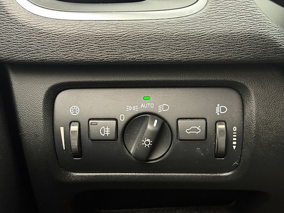 Volvo V40 22 of 27