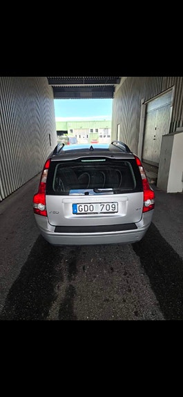 Volvo V50 5 of 5