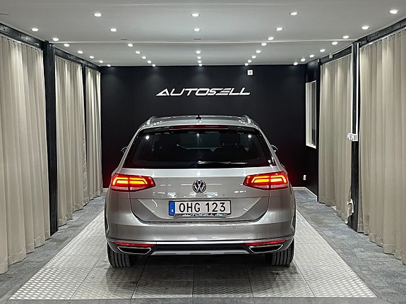 Volkswagen Passat Alltrack 5 of 5