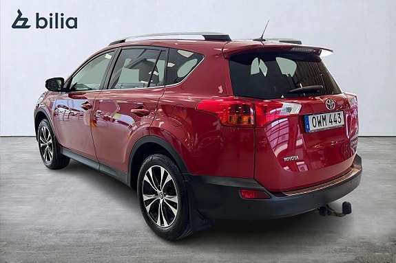 Toyota RAV4 2 of 5