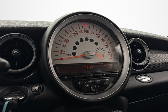MINI Clubman Cooper SD 12 of 19