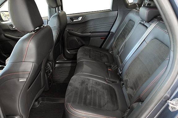 Ford Kuga 10 of 11