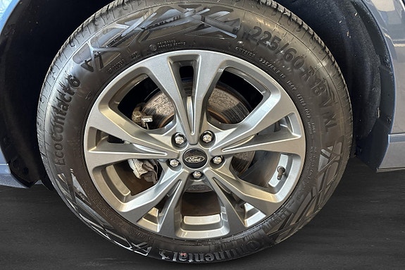 Ford Kuga 5 of 5
