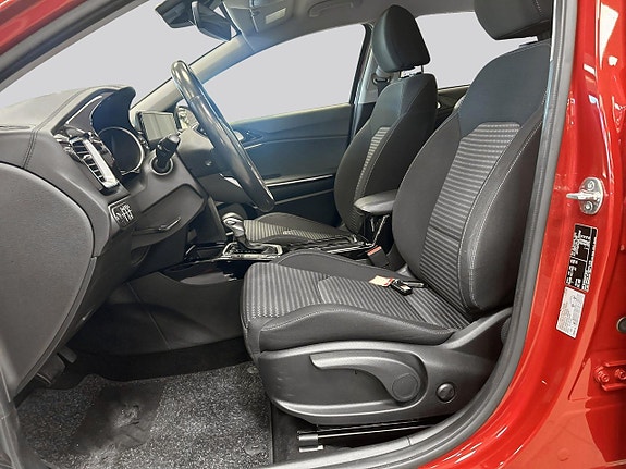 Kia Ceed 8 of 16