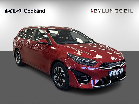 Kia Ceed 3 of 5