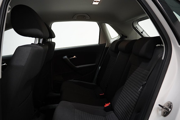 Volkswagen Polo 17 of 19
