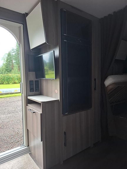 KABE Estate 600 TDL KS 7 of 9