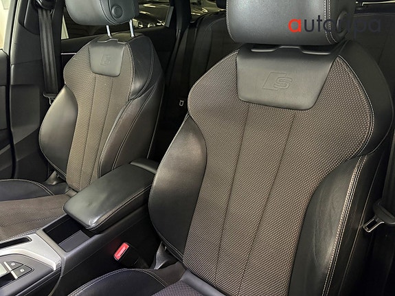 Audi A4 9 of 21