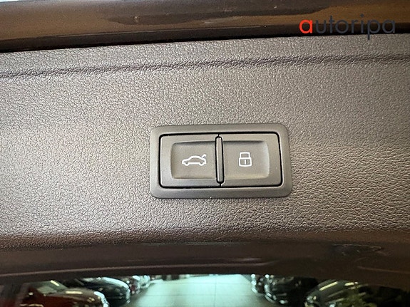 Audi A4 17 of 21