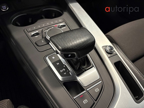 Audi A4 15 of 21