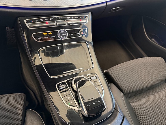 Mercedes-Benz E220 d 14 of 19