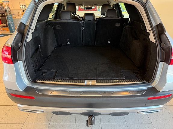 Mercedes-Benz E220 d 7 of 19