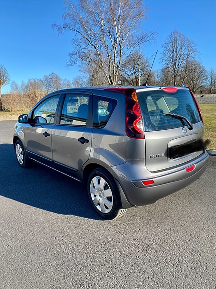 Nissan Note 2 of 5