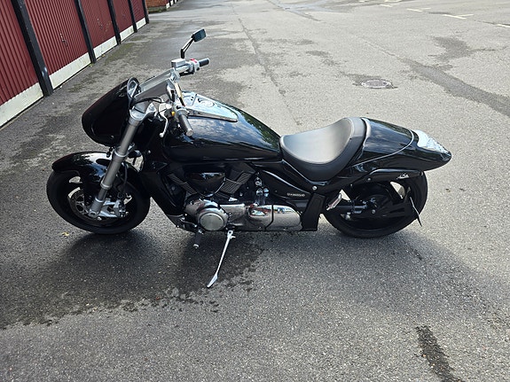 Suzuki VZR1800 Intruder 6 of 7
