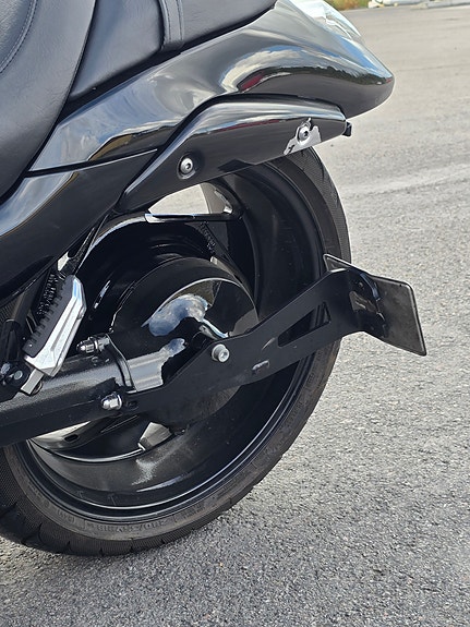 Suzuki VZR1800 Intruder 2 of 7