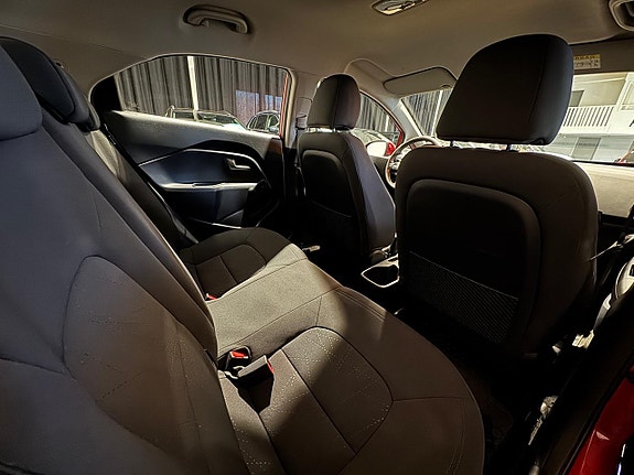 Kia Rio 8 of 15