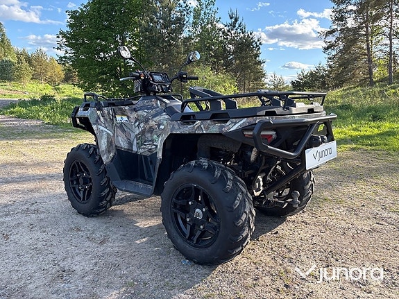Polaris Sportsman 570 0.57 AWD 7 of 9