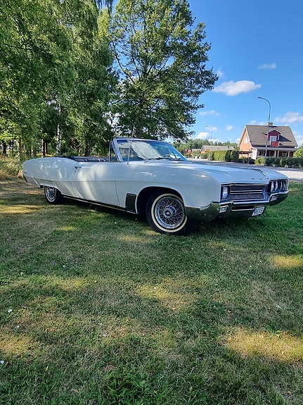 Buick Convertible 3 of 5