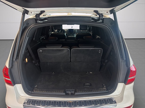 Mercedes-Benz GLS350 d 18 of 26