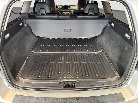 Volvo V70 15 of 22