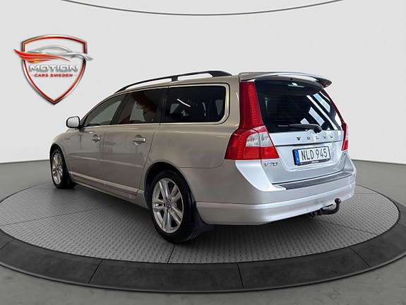 Volvo V70 7 of 22