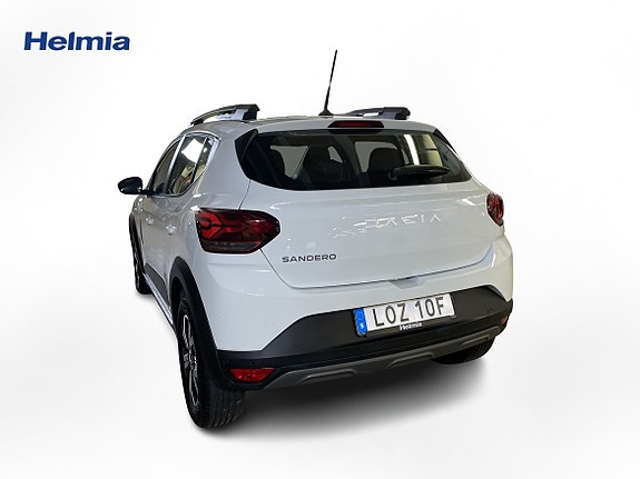Dacia Sandero Stepway 3 of 16