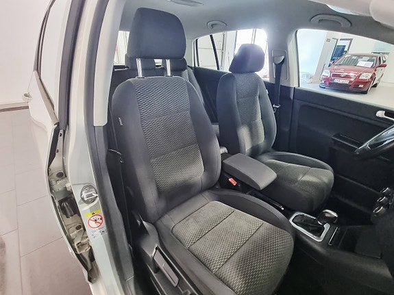Volkswagen Golf Plus 19 of 23