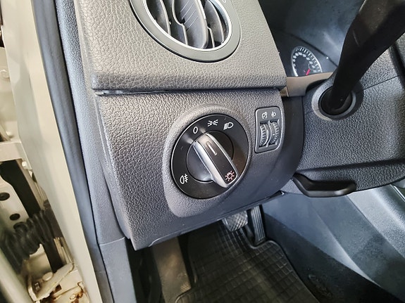 Volkswagen Golf Plus 14 of 23