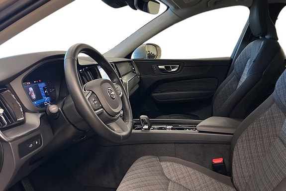 Volvo XC60 18 of 30