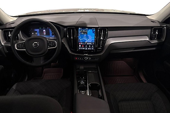Volvo XC60 10 of 30