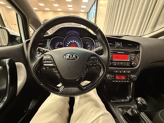 Kia Ceed 13 of 14