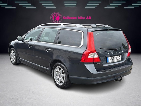 Volvo V70 9 of 21