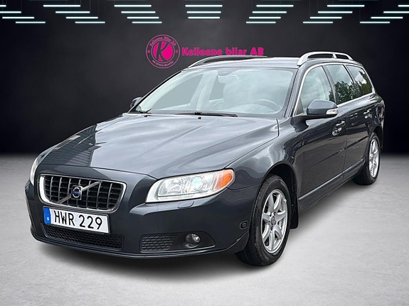 Volvo V70 3 of 21