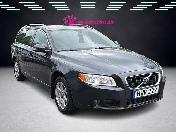 Volvo V70 5 of 21