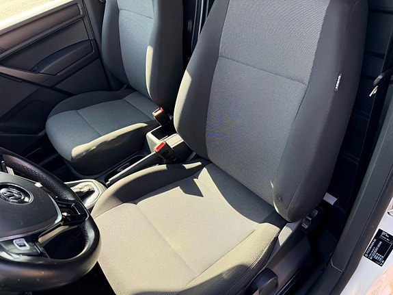 Volkswagen Caddy 10 of 17