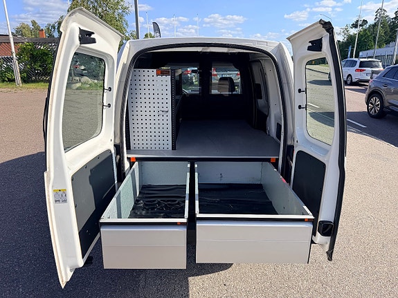 Volkswagen Caddy 14 of 17