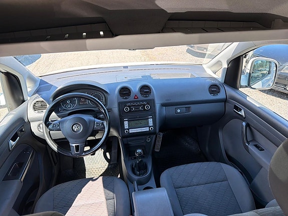 Volkswagen Caddy 14 of 26