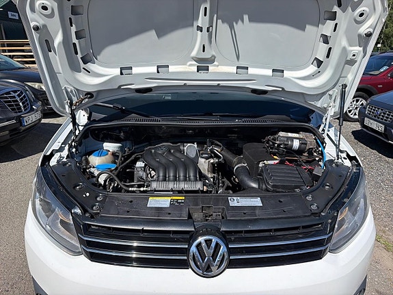 Volkswagen Caddy 18 of 26