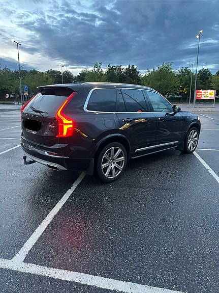 Volvo XC90 5 of 5