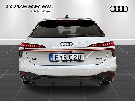 Audi A6 4 of 5