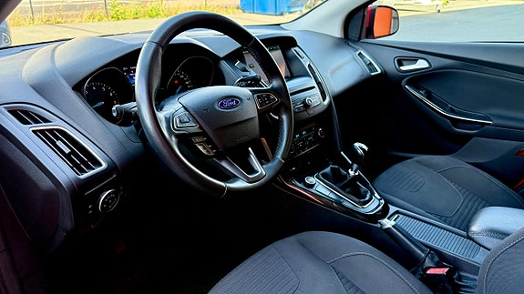 Ford Focus 14 of 17