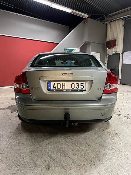 Volvo S40 6 of 7